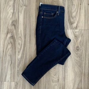 Levi 311 Shaping Skinny Jeans